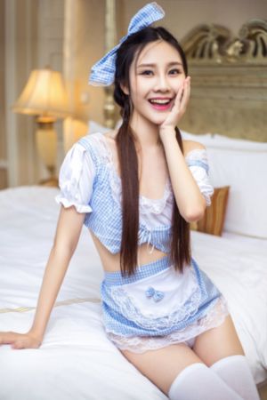 老师胸又黄又禁网站_无删减完整版在线观看