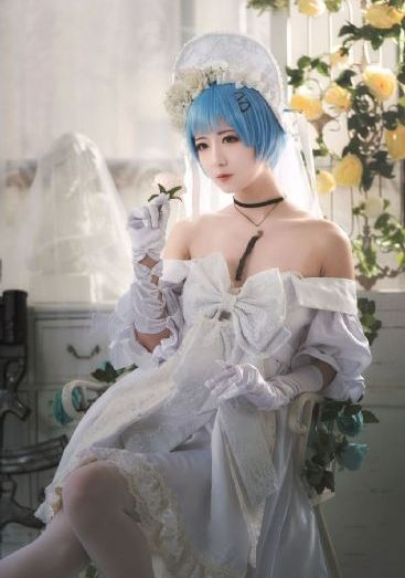 扒开女同桌双腿猛自慰喷水_BD国语高清视频观看